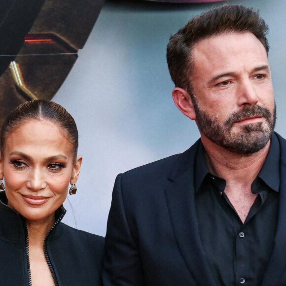 Jennifer Lopez (J.Lo) et son mari Ben Affleck au photocall de la première de Los Angeles du film "The Flash" au TCL Chinese Theatre IMAX à Hollywood, Los Angeles,Californie, Etats-Unis, le 12 juin 2023. 