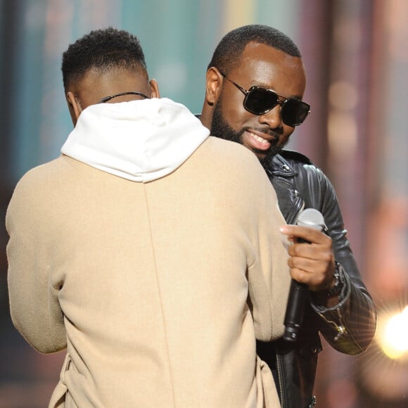 Exclusif - Dadju et Maitre Gims - Surprises - Enregistrement de l'émission "La Chanson secrète 5", qui sera diffusée le 11 janvier 2020 sur TF1, à Paris. Le 17 décembre 2019 © Gaffiot-Perusseau / Bestimage