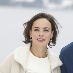 Bérénice Bejo au photocall du jury du 30ème festival international du film fantastique de Gérardmer le 26 janvier 2023. © Denis Guignebourg / Bestimage 