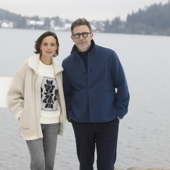 Michel Hazanavicius et Bérénice Bejo, présidents du jury au photocall du jury du 30ème festival international du film fantastique de Gérardmer le 26 janvier 2023. © Denis Guignebourg / Bestimage 