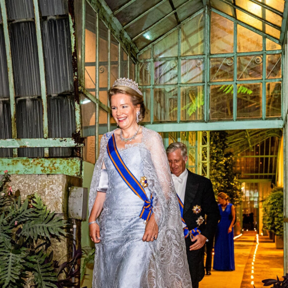 Le roi Willem-Alexander et la reine Maxima des Pays-Bas avec le roi Philippe et la reine Mathilde de Belgique lors du cocktail du banquet d'état au chateau Laken à Bruxelles, le 20 juin 2023. 
