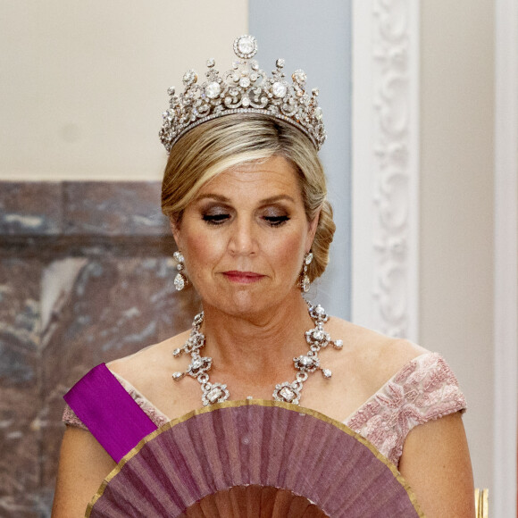 Le roi Willem-Alexander et la reine Maxima des Pays-Bas avec le roi Philippe et la reine Mathilde de Belgique lors du banquet d'état au chateau Laken à Bruxelles, le 20 juin 2023. 