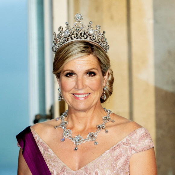 Le roi Willem-Alexander et la reine Maxima des Pays-Bas avec le roi Philippe et la reine Mathilde de Belgique lors du banquet d'état au chateau Laken à Bruxelles, le 20 juin 2023. 
