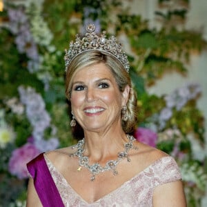 Le roi Willem-Alexander et la reine Maxima des Pays-Bas avec le roi Philippe et la reine Mathilde de Belgique lors du banquet d'état au chateau Laken à Bruxelles, le 20 juin 2023. 