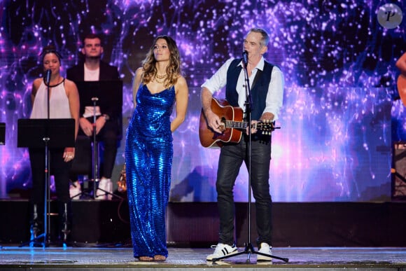 Exclusif - Laury Thilleman et Garou - Enregistrement de l'émission "La fête de la Musique" à Reims, diffusée en direct le 21 juin à 21h10 sur France 2 Une soirée inédite, mise en scène et chorégraphiée par K.Ouali, avec plus de 40 artistes en live. Ils seront accompagnés par les danseurs de la troupe du Paradis Latin et de l'Ecole de danse Studio 511. Une soirée de fête rythmée par des medleys, des duos exceptionnels, les tubes du moment et les talents d'aujourd'hui et de demain. France 2, la ville de Reims et la région Grand Est, vous donne rendez-vous le 21 juin à 21h10, en direct de Reims pour la Fête de la musique ! En partenariat et en simultané sur France Bleu © Cyril Moreau-Jack Tribeca / Bestimage