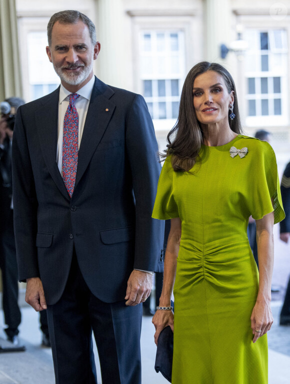 Le roi Felipe VI et la reine Letizia d'Espagne - Réception organisée par le roi Charles III, pour les invités étrangers assistant à son couronnement au palais de Buckingham à Londres, Royaume Uni, le 5 mai 2023. 