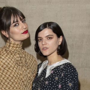 Clara Luciani et Soko (Stéphanie Sokolinski) - Dîner du 40ème Gala de Charité AROP (Association pour le Rayonnement de l'Opéra de Paris) à l'Opera Garnier à Paris le 27 février 2020. © Pierre Perusseau/Bestimage