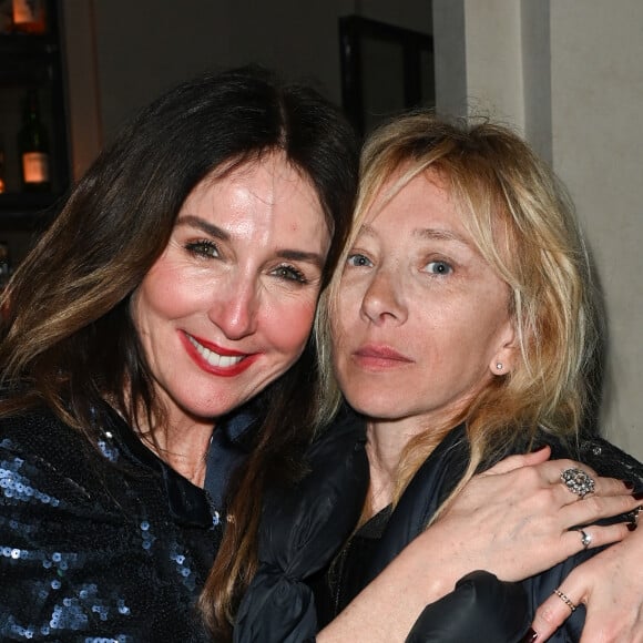 Exclusif - Elsa Zylberstein et Sylvie Testud - Cocktail dînatoire avec l'équipe du film "Simone, le voyage du siècle" pour fêter les 2 500 000 entrées au Club Marigny à Paris le 8 mars 2023. © Codic Guirec/Bestimage 