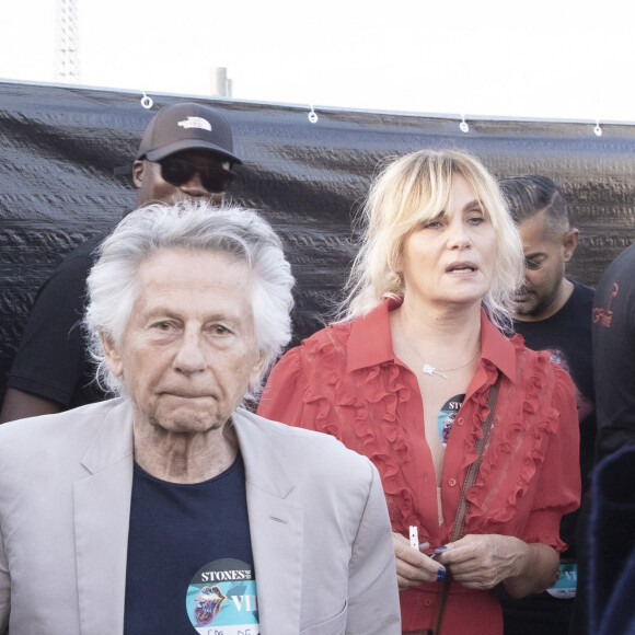 Roman Polanski et sa femme Emmanuelle Seigner - Les Rolling Stones en concert à l'hippodrome de Longchamp, dans le cadre de leur tournée anniversaire "Sixty", qui marque leurs 60 ans de carrière (1962-2022). Paris, le 23 juillet 2022. © Jack Tribeca / Bestimage.  Celebrities attend The Rolling Stones in concert at the Longchamp racecourse, as part of their "Sixty" anniversary tour, which marks their 60-year career (1962-2022). Paris, July 23, 2022. 