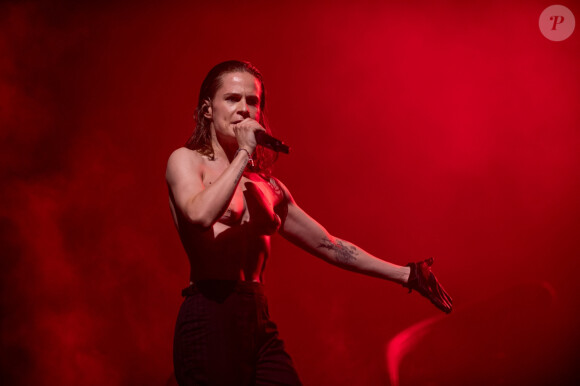 Dans un entretien, il évoqué tous ces changements.
Christine and the Queens