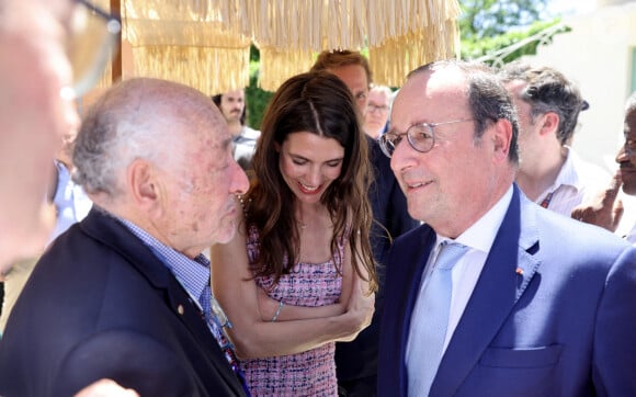 Exclusif - Claude Pierre-Bloch (vice-président national de la Licra et organisateur du 1er festival du livre Josephine Baker), Charlotte Casiraghi et François Hollande - Inauguration du 1er Festival du livre Joséphine Baker-Licra au parc de Joséphine Baker à Castelenaud-la Chapelle le 24 juin 2023.  © Dominique Jacovides / Bestimage 