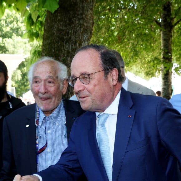 Exclusif - Charlotte Casiraghi, Claude Pierre-Bloch (vice-président national de la Licra et organisateur du 1er festival du livre Josephine Baker) et François Hollande - Inauguration du 1er Festival du livre Joséphine Baker-Licra au parc de Joséphine Baker à Castelenaud-la Chapelle le 24 juin 2023. © Dominique Jacovides / Bestimage 