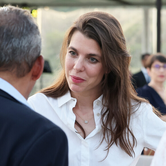 Charlotte Casiraghi a participé à un week end spécial et bucolique en compagnie d'un ancien président.
Exclusif - Charlotte Casiraghi lors de la soirée d'accueil des auteurs du 1er festival du livre Joséphine Baker au domaine Rochebois à Vitrac. © Dominique Jacovides / Bestimage 