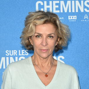 Corinne Touzet - Avant-première du film "Sur les chemins noirs" au cinema UGC Normandie à Paris le 13 mars 2023. © Coadic Guirec/Bestimage