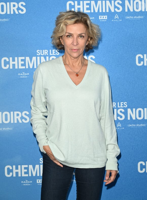 Corinne Touzet - Avant-première du film "Sur les chemins noirs" au cinema UGC Normandie à Paris le 13 mars 2023. © Coadic Guirec/Bestimage