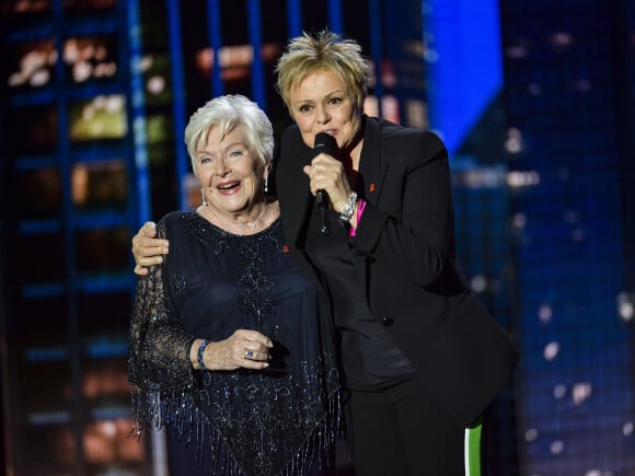 Exclusif - Line Renaud et Muriel Robin - Enregistrement de l'émission "Les 40 ans de Starmania" les stars chantent pour le Sidaction au Palais des Congrès à Paris, le 29 mars 2019. © Pierre Perusseau/Bestimage 