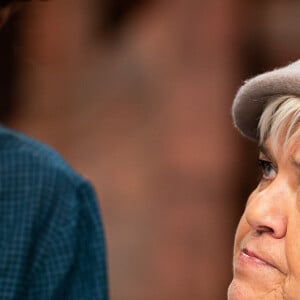 La comédienne réside à Paris avec son époux Benoist Gérard.
Exclusif - Mimie Mathy - Enregistrement de l'émission "La Fine Equipe : Le retour !" à Paris. Le 3 novembre 2022 © Cyril Moreau-Tiziano Da Silva / Bestimage