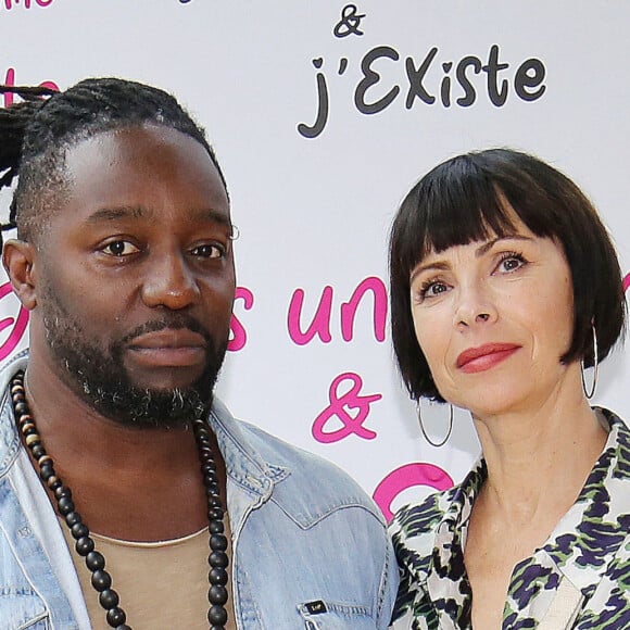 Elle est venue avec son mari, le rappeur Sly Johnson.
Exclusif - Sly Johnson, Mathilda May - Photocall de la soirée "Je suis une femme et j'existe" à la Citéco à Paris. Le 28 juin 2023 © Jonathan Rebboah / Panoramic / Bestimage