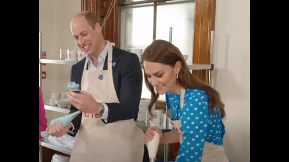 Le prince William et Kate Middleton ont surpris des soignants de la NHS dans une garden party qu'ils ont organisé.