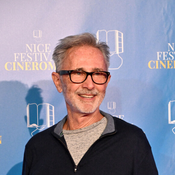 Thierry Lhermitte - Arrivées à la soirée de la 4ème édition du festival Cinéroman à Nice au cinéma Pathé Gare du Sud le 6 octobre 2022. © Bruno Bebert / Bestimage