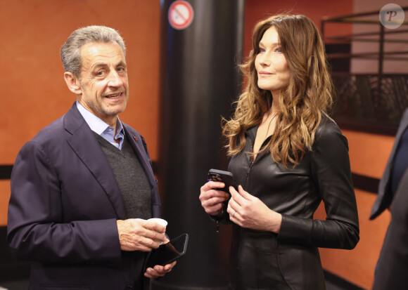 Exclusif - Nicolas Sarkozy et sa femme Carla Bruni-Sarkozy (marraine de l'édition) - Backstage du 16ème Gala de la Fondation " Recherche Alzheimer " à l'Olympia à Paris. Le 20 mars 2023 © Sébastien Valente / Bestimage 