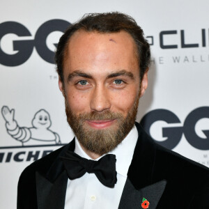 Le petit frère de Kate Middleton a annoncé la bonne nouvelle grâce à une photo du baby-bump de sa femme.
James Middleton au photocall de la soirée des "GQ Men Awards 2018" à Berlin, le 8 novembre 2018.