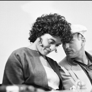Archives - Robert de Niro avec sa femme Diahnne Abbott présente "La valse des pantins" au Festival de Cannes en 1983.