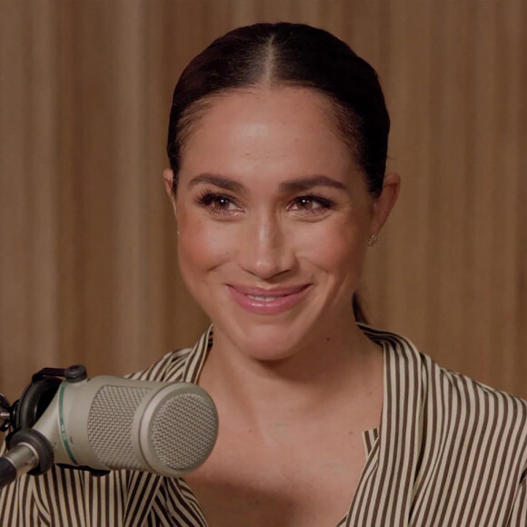 C'est une sortie qui n'est pas passée inaperçue comme chacune des sorties d'Harry et Meghan Markle. 
Meghan Markle, duchesse de Sussex, enregistre des podcasts pour Spotify. Mais depuis le 15 juin 20023, Spotify a annoncé mettre fin au contrat passé avec le prince Harry et Meghan Markle.