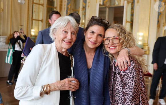 Exclusif - Marie-France Mignal, Emmanuelle Galabru, Christelle Chollet - Cérémonie de remise des insignes de commandeure de l'ordre national du mérite à Jacqueline Franjou et des insignes de commandeur des Arts et Lettres à Jacques Rouveyrollis. Paris, le 4 juillet 2023. © Dominique Jacovides/Bestimage