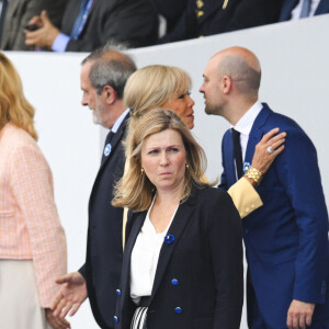 Un tweet qui a largement divisé et pour lequel elle s'est ensuite expliquée. 
Yael Braun Pivet - Presidente de l Assemblee Nationale lors de la cérémonie du 143ème défilé militaire du 14 juillet, jour de la Fête Nationale, sur les Champs-Elysées et la place de la Concorde, à Paris, France, le 14 juillet 2023. © Jean-Baptiste Autissier/Panoramic/Bestimage