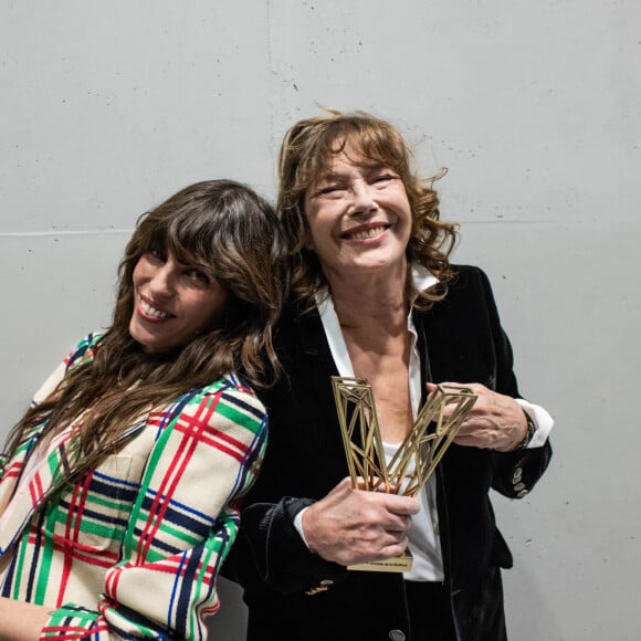 Exclusif - Lou Doillon et sa mère Jane Birkin - Backstage de la 36ème édition des Victoires de la Musique à la Seine Musicale à Boulogne-Billancourt, France, le 12 février 2021. © Cyril Moreau/Bestimage