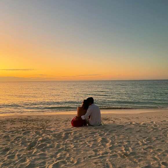 "Christophe et moi avons décidé de continuer nos chemins séparément", a-t-elle légendé sa publication Instagram.
Marine Lorphelin se sépare de son compagnon Christophe.