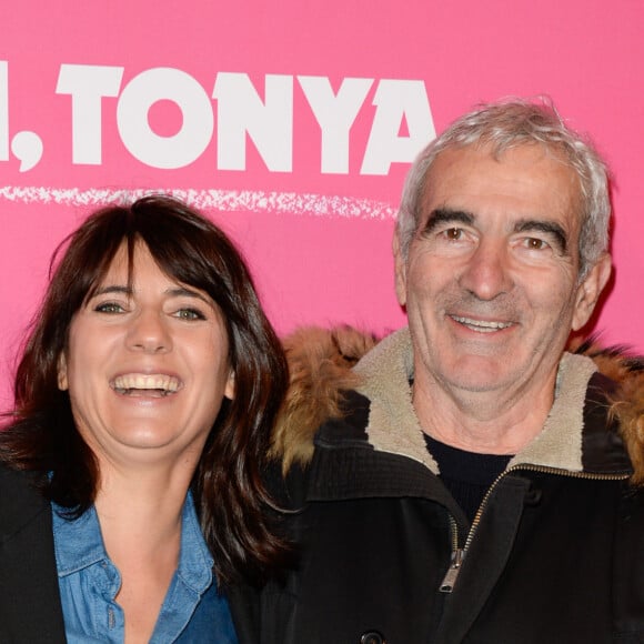 Un paradis avec vue sur la mer suite à de nombreux travaux pour dégager la cuisine et agrandir les fenêtres.
Estelle Denis et son compagnon Raymond Domenech - Avant-première du film "Moi, Tonya" au cinéma l'UGC Normandie à Paris le 15 janvier 2018. © Coadic Guirec/Bestimage 