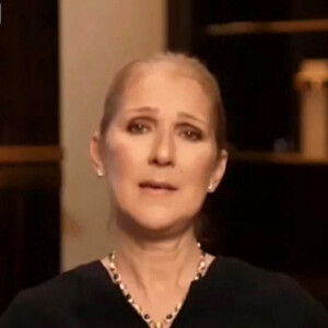 Céline Dion a annoncé ce jeudi (08/12/2022) le report une nouvelle fois de sa tournée européenne. © Capture Instagram via Bestimage 