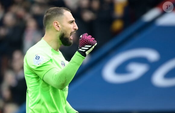 Gianluigi Donnarumma ( 99 - PSG ) - lors du match de Ligue 1 Uber Eats "PSG - Lille (4-3)" au Parc des Princes, le 19 février 2023.