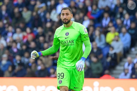 Gianluigi Donnarumma ( 99 - PSG ) - lors du mMatch de championnat de Ligue 1 Uber Eats opposant le Paris Saint-Germain (PSG) à l'AJ Auxerre au Parc des Princes à Paris, France, le 13 novembre 2022. Le PSG a gagné 5-0. © Federico Pestellini/Panoramic/Bestimage