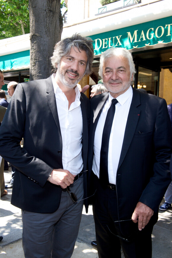 Exclusif - Fabien Provost et son père Franck Provost lors de la neuvième édition du déjeuner Pères et fils organisé au café Les Deux Magots à Paris, le 23 juin 2014. 