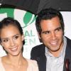 La belle Jessica Alba semble très heureuse en compagnie de son mari Cash Warren lors de la 7ème Pré-soirée des Oscars au Avalon à Hollywood le 3 mars 2010