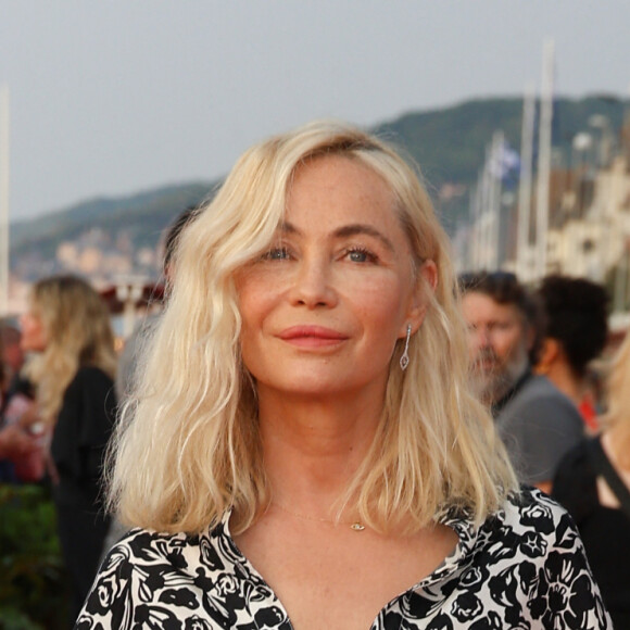 Emmanuelle Béart sur le tapis rouge du prix du court métrage lors du 37ème festival du film de Cabourg (37ème journées romantiques du 14 au 18 juin 2023), à Cabourg, France, le 16 juin 2023. © Coadic Guirec/Bestimage