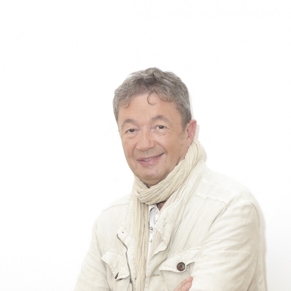Exclusif - Frédéric Bouraly en backstage de l'émission TPMP People enregistrée le 1er juin, présentée par B.Montiel et diffusée le 03 juin sur C8 à Paris, France, le 1er juin 2023. © Jack Tribeca/Bestimage 