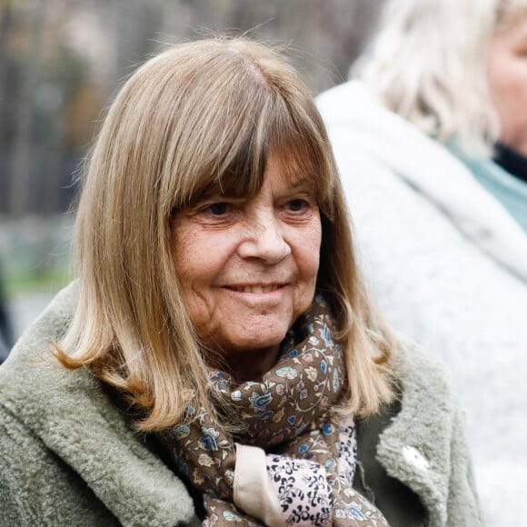 Un moyen pour Chantal Goya de penser à son amie, qui a traversé des soucis de santé.
Chantal Goya - Arrivées à l'enregistrement de l'émission "Vivement Dimanche" au studio Gabriel à Paris, France, le 30 novembre 2022, présentée par M.Drucker et diffusée le 11 décembre 2022 sur France 3. © Christophe Clovis/Bestimage 