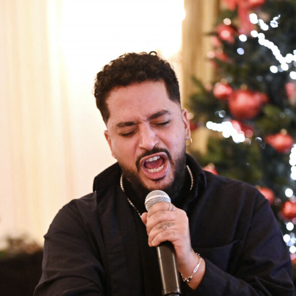 Exclusif - Slimane - Dîner des 40 ans du bijoutier "APM Monaco" à l'hôtel Plaza Athénée à Paris, France, le 14 décembre 2022. © Rachid Bellak/Bestimage 