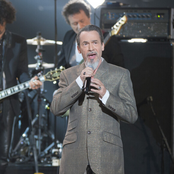 Slimane (Slimane Nebchi), Florent Pagny, Yarol Poupaud pendant l'hommage à Johnny Hallyday - 33ème Cérémonie des Victoires de la Musique à la Seine musicale de Boulogne-Billancourt, France, le 9 février 2018. © Coadic Guirec/Bestimage
