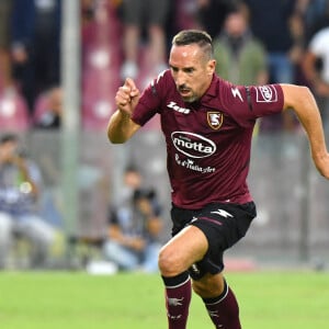 Franck Ribéry sous le maillot de la Salernitana lors du match de Serie A l'opposant au Hellas Verona FC à Salerne, Italie, le 22 septembre 2021. © Carmelo Imbesi/LPS/Zuma Press/Bestimage