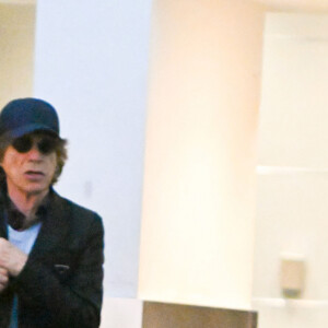 Exclusif - Rare apparition de Mick Jagger, sa compagne Melanie Hamrick et leur fils Deveraux à l'aéroport JFK de New York City, New York, Etats-Unis, le 15 juin 2023.