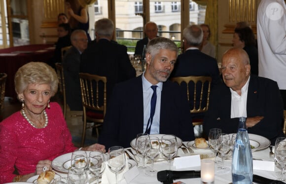 Exclusif - Hélène Carrère d’Encausse, Secrétaire perpétuel de l’Académie française, Laurent Wauquiez, Marc Ladreit de Lacharrière - Mercredi 31 mai 2023, le dîner du Cercle de la Revue des Deux Mondes, orchestré par Marc Ladreit de Lacharrière, s’est réuni au Cercle de l’Union Interalliée en l’honneur de Laurent Wauquiez (Président de la Région Auvergne – Rhône-Alpes). © Marc Ausset-Lacroix / Bestimage  