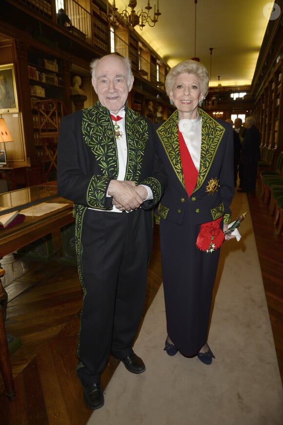 Pierre Rosenberg et Hélène Carrère d'Encausse - Le journaliste écrivain Marc Lambron entre à l'Académie Française à Paris le 14 avril 2016. © Coadic Guirec/Bestimage 