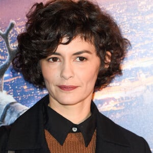 Elle a adopté, toute seule en février 2019 une petite fille originaire du Vietnam. Ce n'est que trois ans plus tard qu'elle l'avouait.
Audrey Tautou - Avant-première du film "Santa & Cie" au cinéma Pathé Beaugrenelle à Paris le 3 décembre 2017. © Coadic Guirec/Bestimage