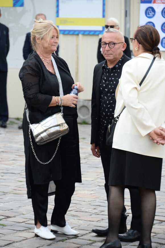 Marina Carrère d'Encausse (Fille de la défunte), Gérard Collard - Obsèques de l'académicienne Hélène Carrère d'Encausse en l'église Saint-Germain-des-Près à Paris. Le 11 août 2023