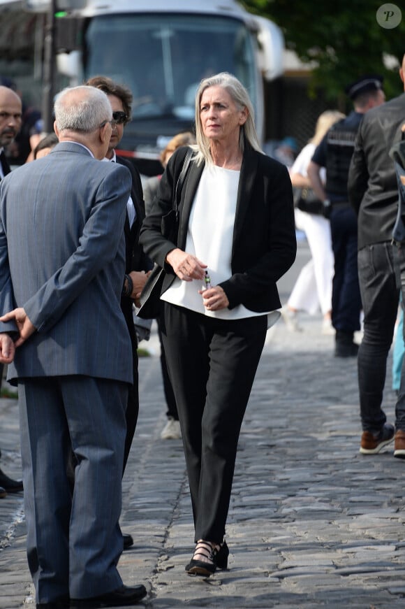 Nathalie Carrère (Fille de la défunte) - Obsèques de l'académicienne Hélène Carrère d'Encausse en l'église Saint-Germain-des-Près à Paris. Le 11 août 2023